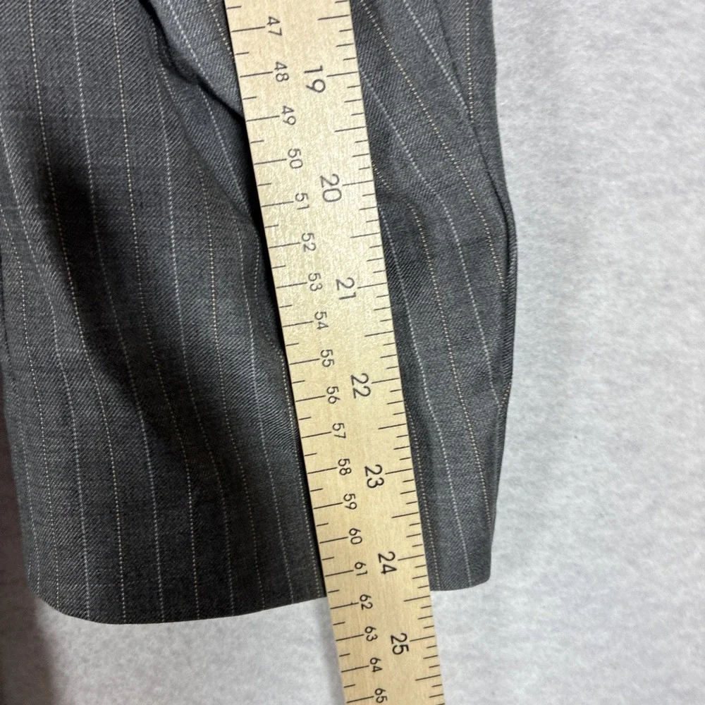 Jos. A Bank Signature Men's Wool Gray Pinstripe Suit 2 Piece 42R 35x30